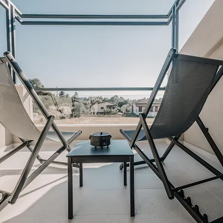 Vila Serenity Of Corfu Kompítsion